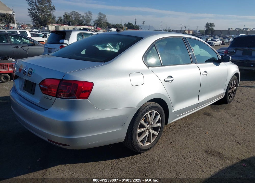 2011 VOLKSWAGEN JETTA VIN: 3VWDZ7AJ1BM317516
