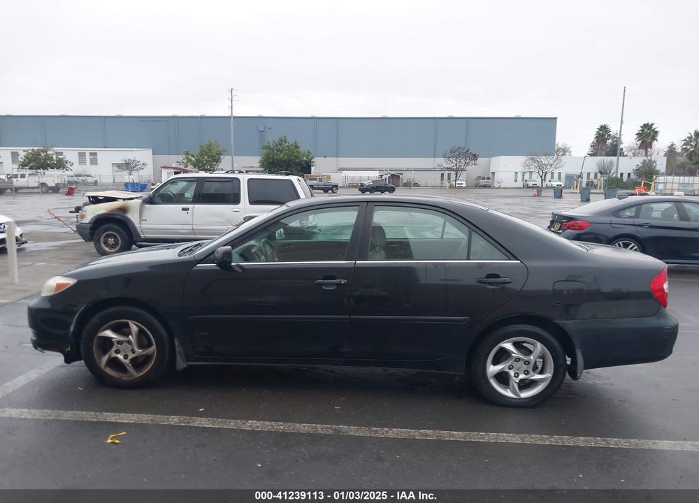 2002 TOYOTA CAMRY LE VIN: 4T1BE32K72U115597