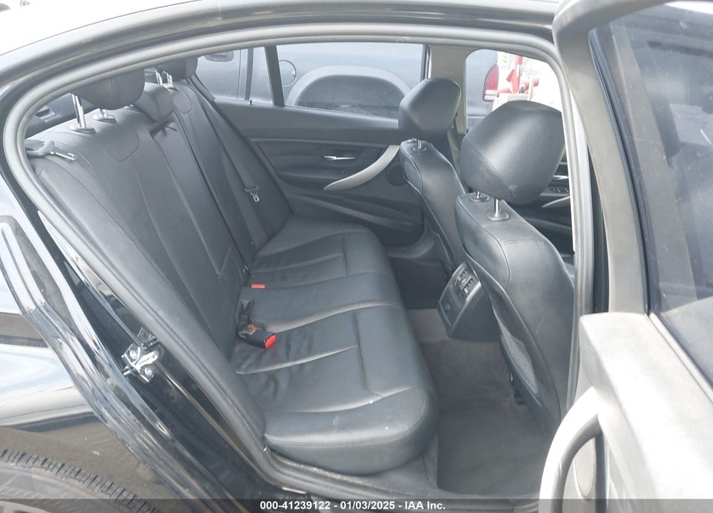 2012 BMW 3 SERIES VIN: WBA3A5G58CNP17128