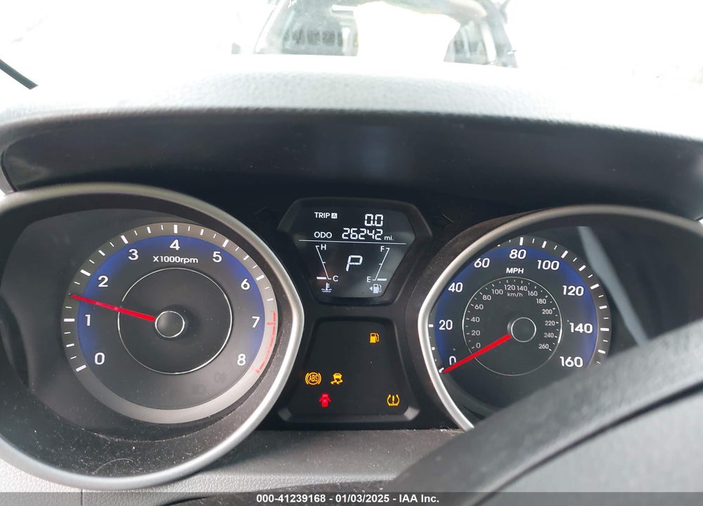 2013 HYUNDAI ELANTRA VIN: KMHDH4AE5DU619439