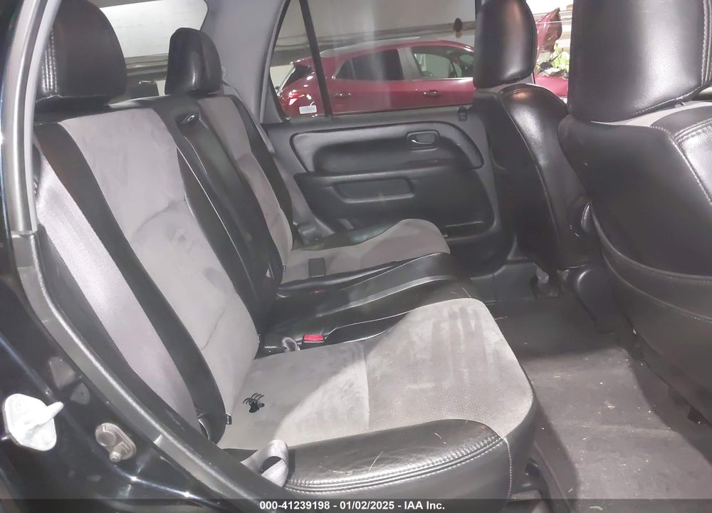 2004 HONDA CR-V EX VIN: JHLRD788X4C024313