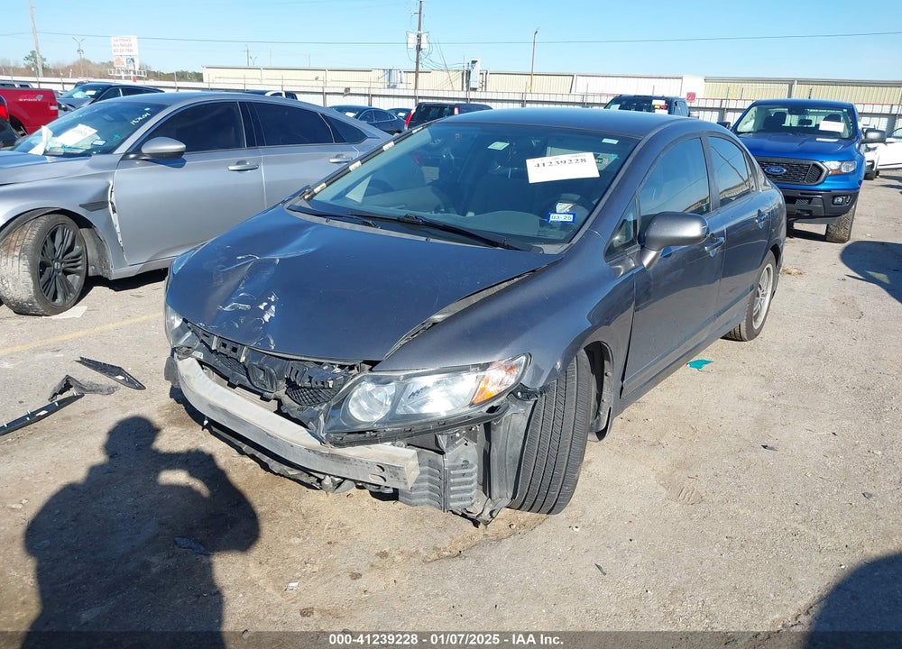 2010 HONDA CIVIC LX VIN: 19XFA1F57AE003499