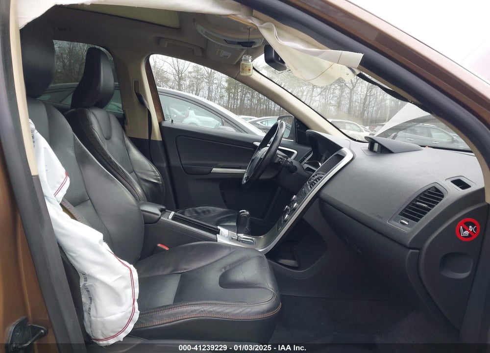 2010 VOLVO XC60 T6/T6 R-DESIGN VIN: YV4992DZ1A2023274