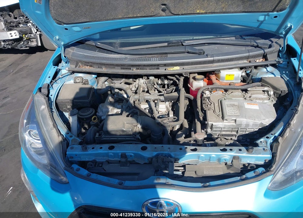 2015 TOYOTA PRIUS C TWO VIN: JTDKDTB36F1107742