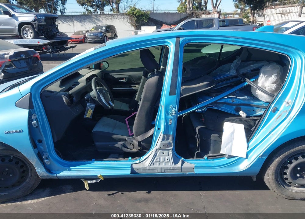 2015 TOYOTA PRIUS C TWO VIN: JTDKDTB36F1107742
