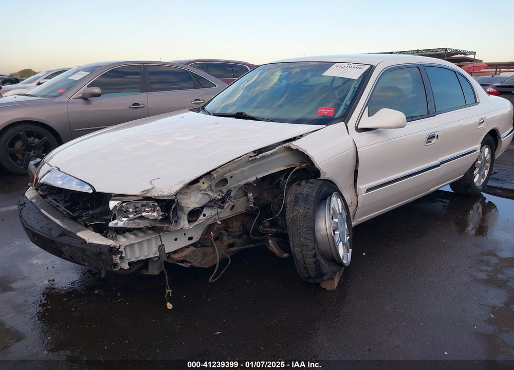 2000 LINCOLN CONTINENTAL VIN: 1LNHM97V3YY780002