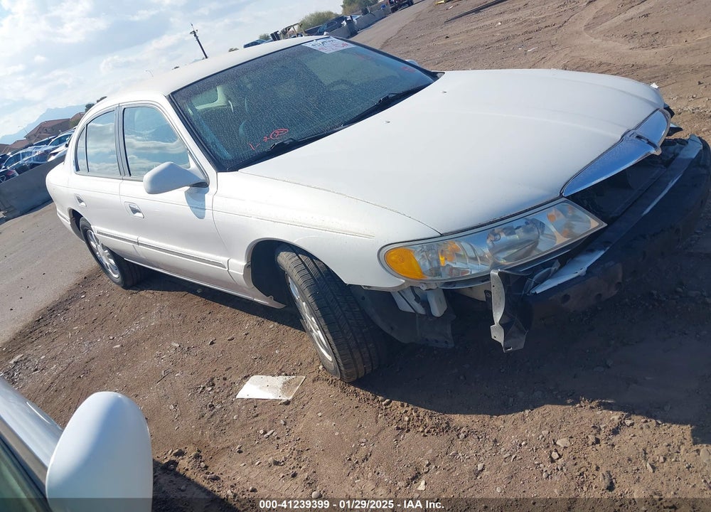 2000 LINCOLN CONTINENTAL VIN: 1LNHM97V3YY780002