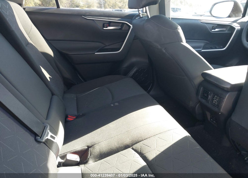 2024 TOYOTA RAV4 HYBRID XLE VIN: 4T3RWRFVXRU111063