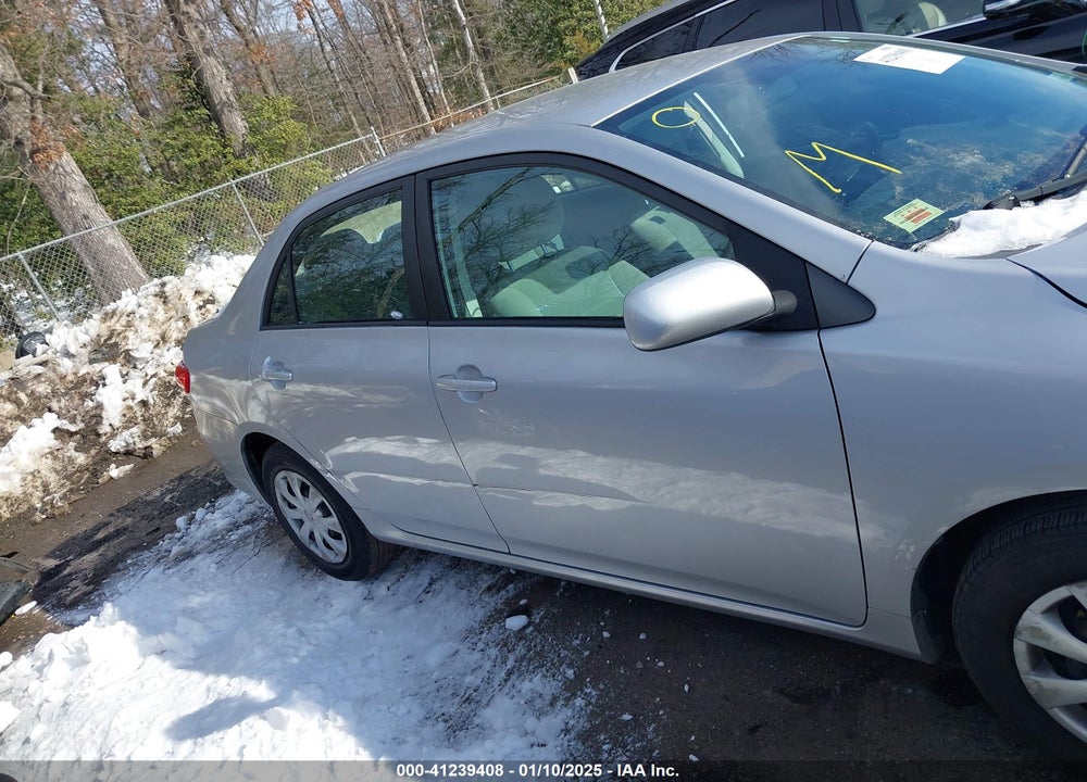 2011 TOYOTA COROLLA VIN: 2T1BU4EE5BC690815