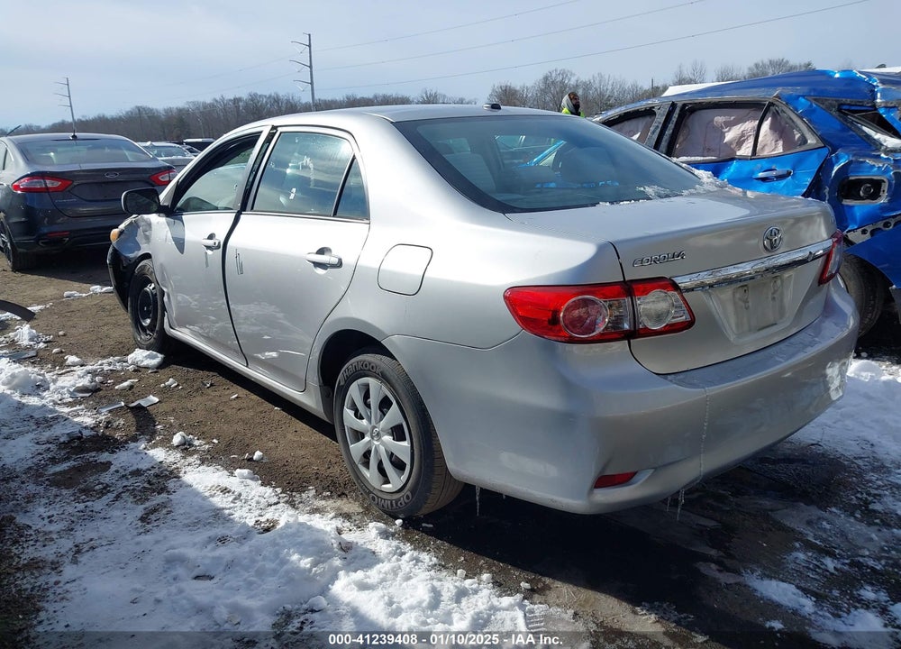 2011 TOYOTA COROLLA VIN: 2T1BU4EE5BC690815