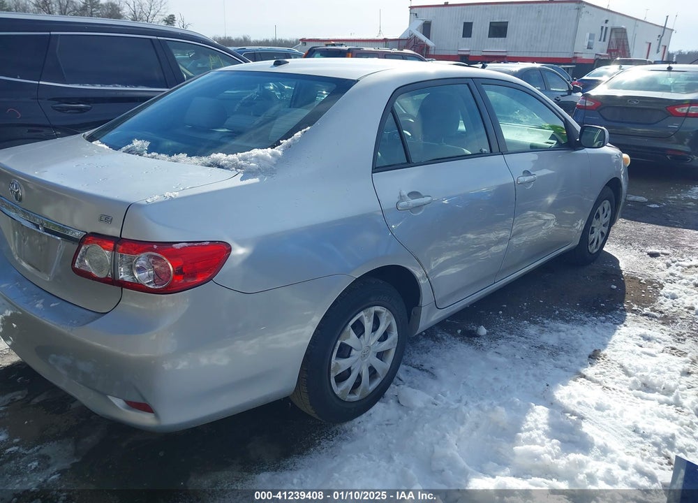 2011 TOYOTA COROLLA VIN: 2T1BU4EE5BC690815