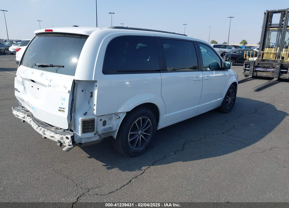 2018 DODGE GRAND CARAVAN GT VIN: 2C4RDGEGXJR282620