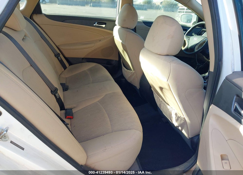 2013 HYUNDAI SONATA GLS VIN: 5NPEB4AC7DH801470