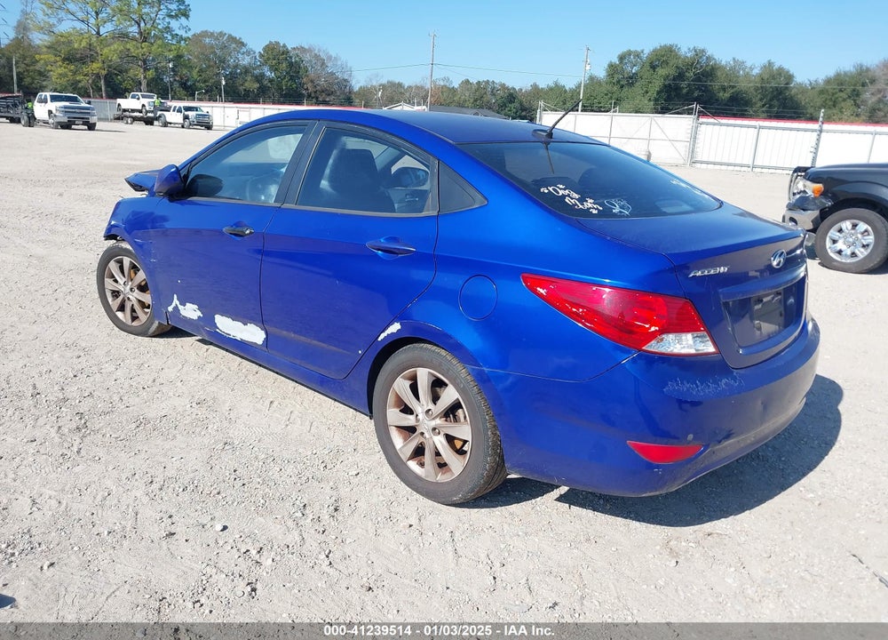 2013 HYUNDAI ACCENT VIN: KMHCU4AE8DU382694