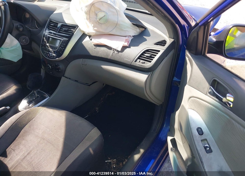 2013 HYUNDAI ACCENT VIN: KMHCU4AE8DU382694