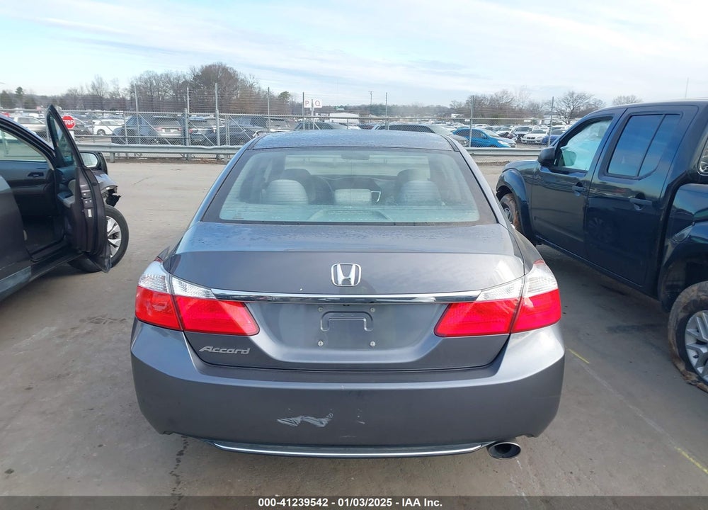 2015 HONDA ACCORD VIN: 1HGCR2F39FA063053