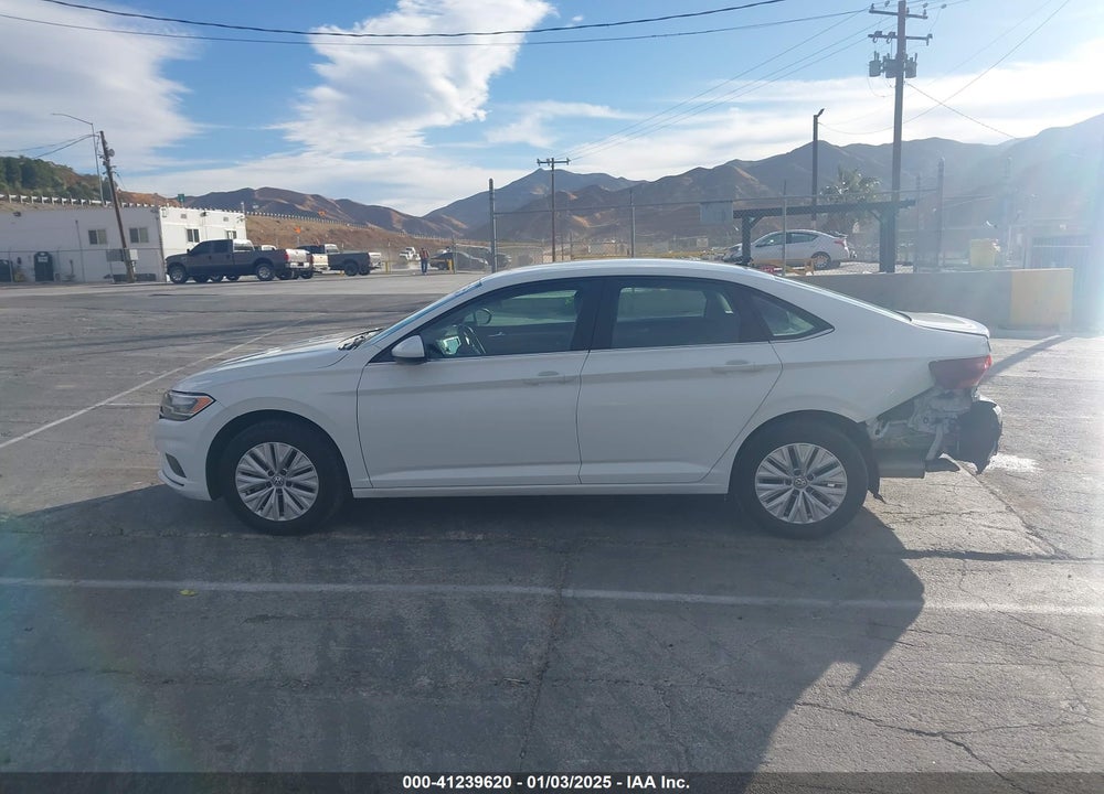 2019 VOLKSWAGEN JETTA 1.4T R-LINE/1.4T S/1.4T SE VIN: 3VWCB7BU0KM209607