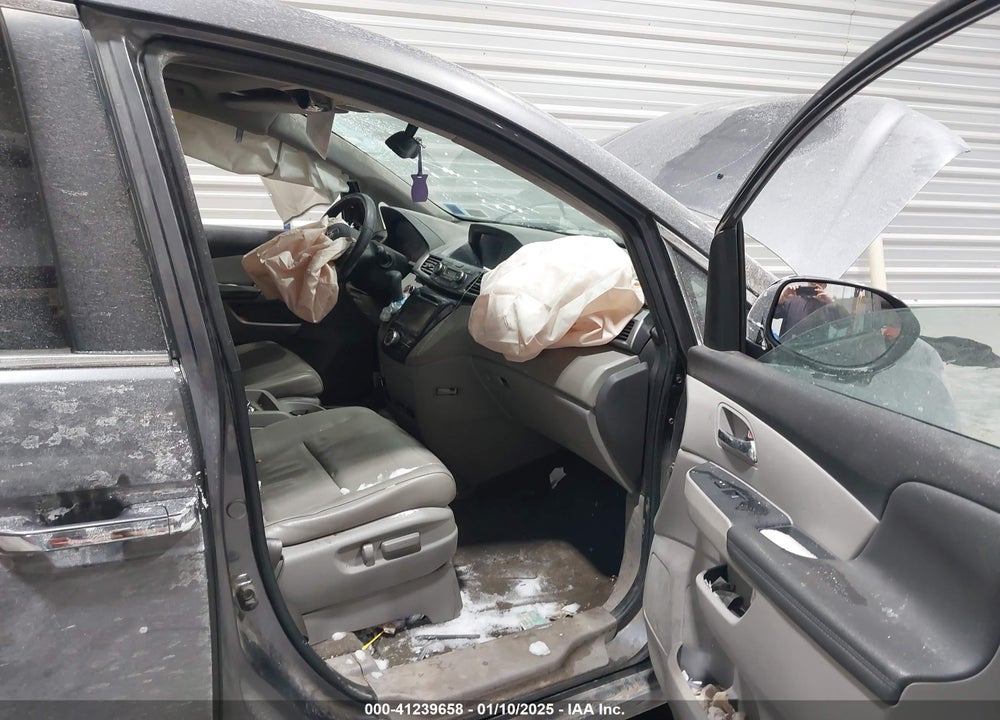 2014 HONDA ODYSSEY EX-L VIN: 5FNRL5H64EB116671