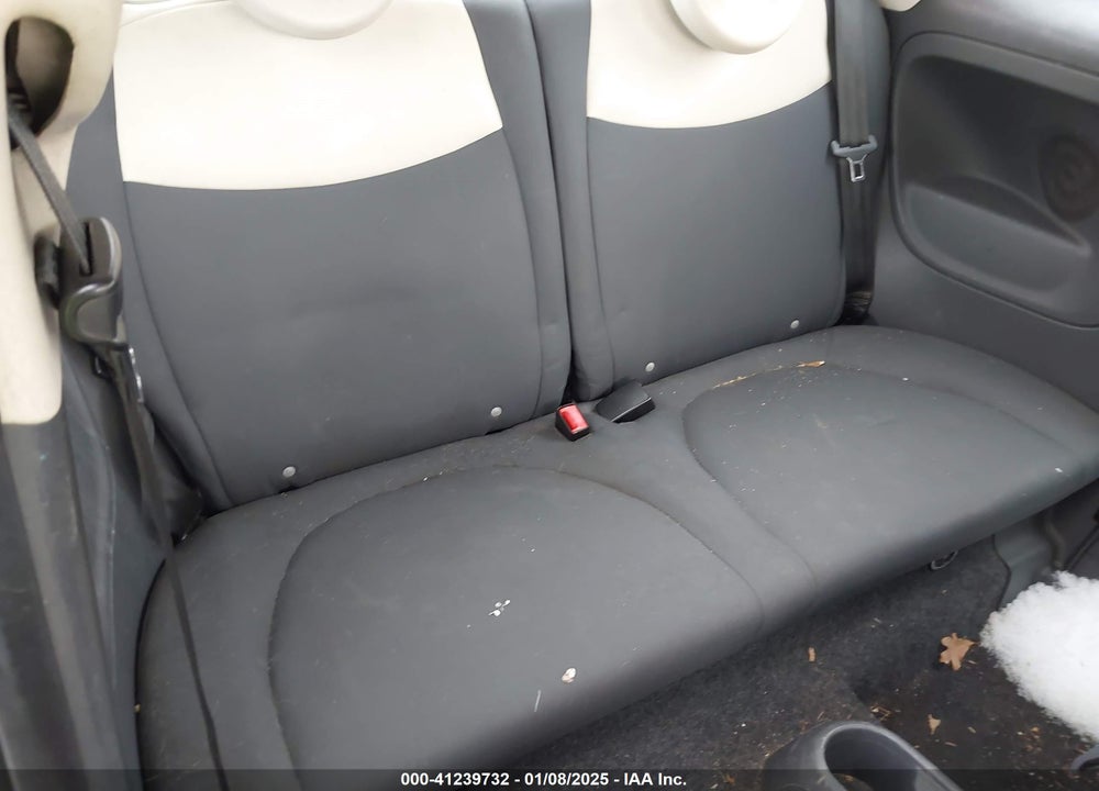 2012 FIAT 500 POP VIN: 3C3CFFAR1CT120686
