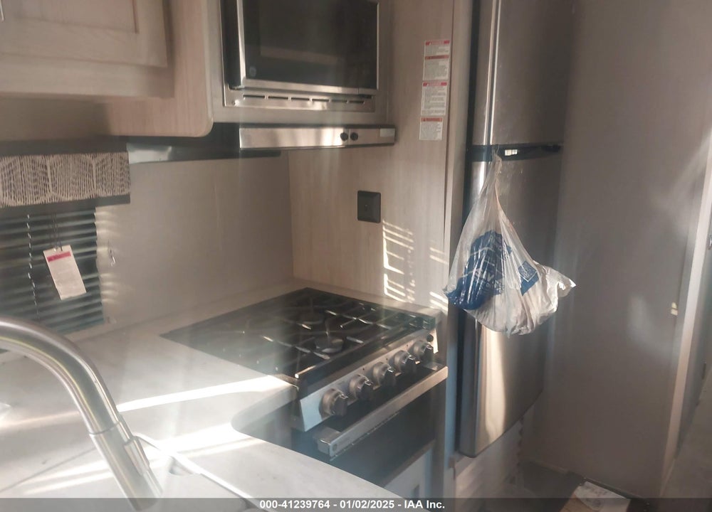 2023 COACHMAN CAT VIN: 5ZT2CAZB5PX028628