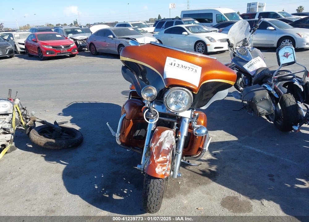 2008 HARLEY-DAVIDSON FLHTCUSE3 105TH ANNIVERSARY EDITION VIN: 1HD1PR8558Y957059