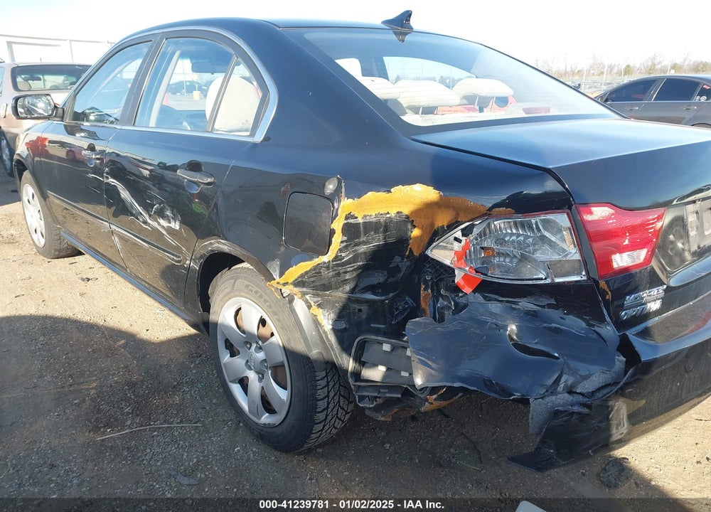 2010 KIA OPTIMA VIN: KNAGG4A82A5395676