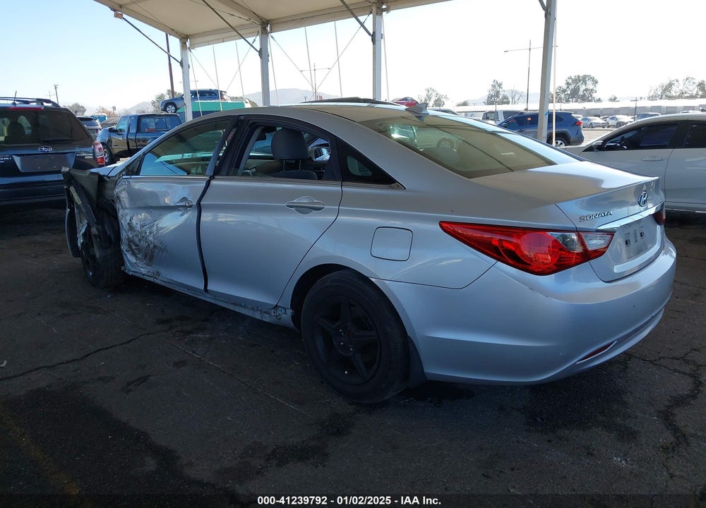 2013 HYUNDAI SONATA VIN: 5NPEB4AC9DH627899