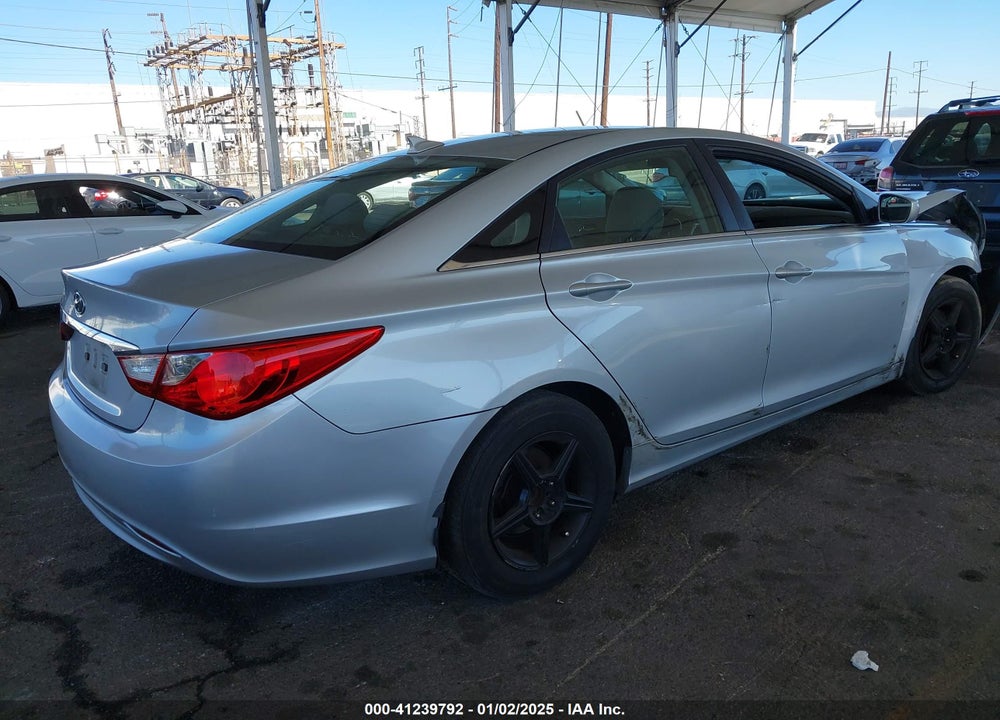 2013 HYUNDAI SONATA VIN: 5NPEB4AC9DH627899