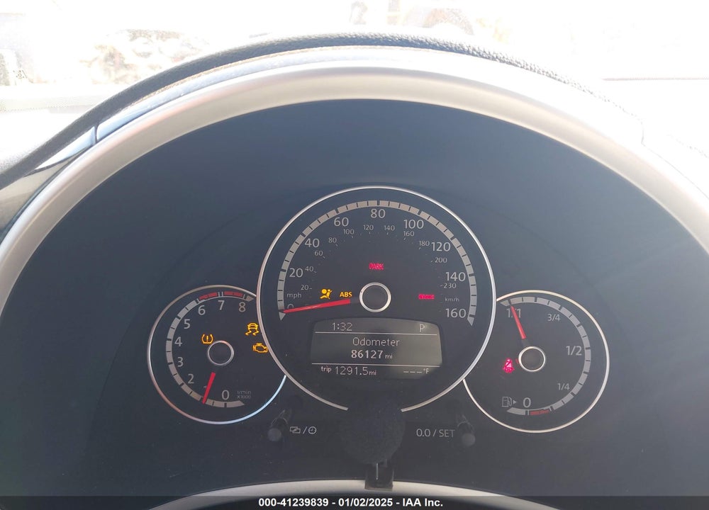 2014 VOLKSWAGEN BEETLE VIN: 3VW7T7AT2EM800372