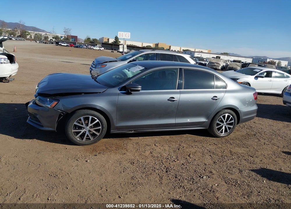 2017 VOLKSWAGEN JETTA 1.4T SE VIN: 3VWB67AJ6HM398585