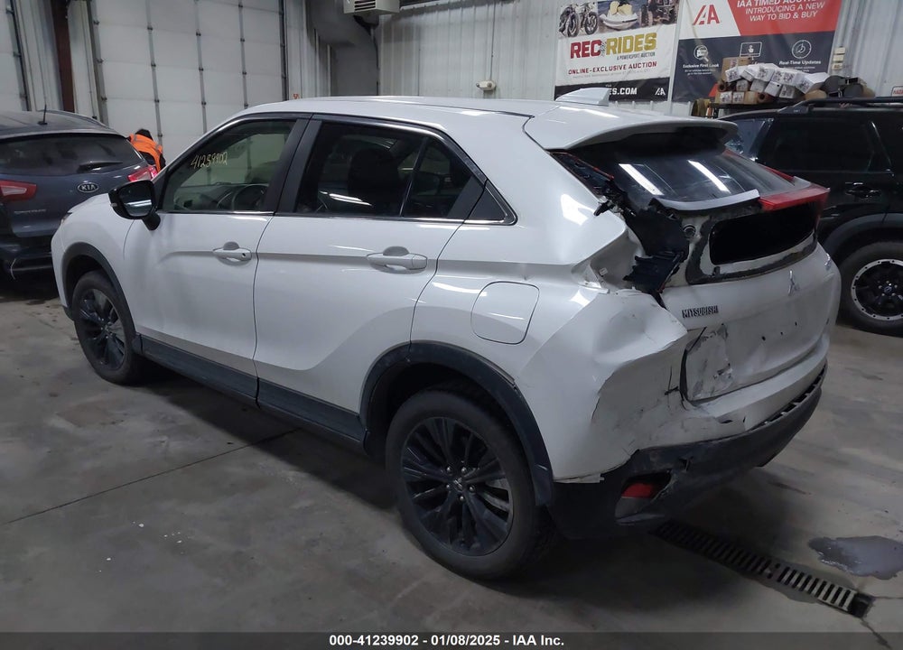 2018 MITSUBISHI ECLIPSE CROSS LE VIN: JA4AT4AA7JZ047253