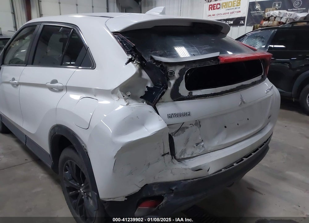 2018 MITSUBISHI ECLIPSE CROSS LE VIN: JA4AT4AA7JZ047253