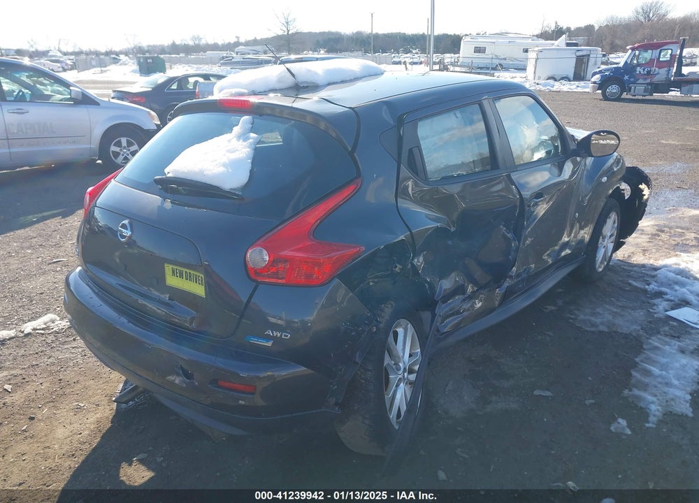 2013 NISSAN JUKE S VIN: JN8AF5MV4DT228484