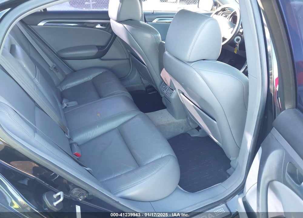 2005 ACURA TL VIN: 19UUA66205A010542