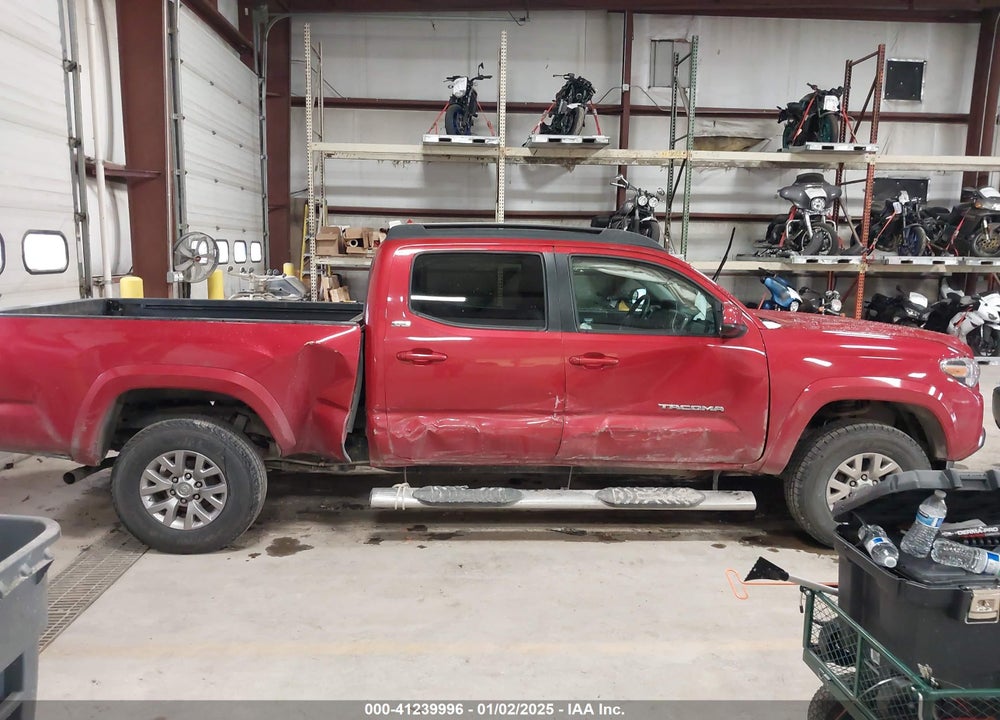 2017 TOYOTA TACOMA SR5 V6 VIN: 5TFDZ5BN8HX018651