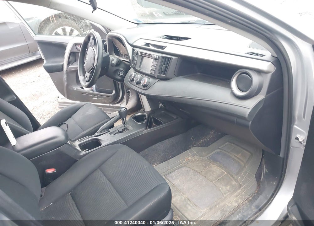 2017 TOYOTA RAV4 LE VIN: 2T3BFREV2HW561937