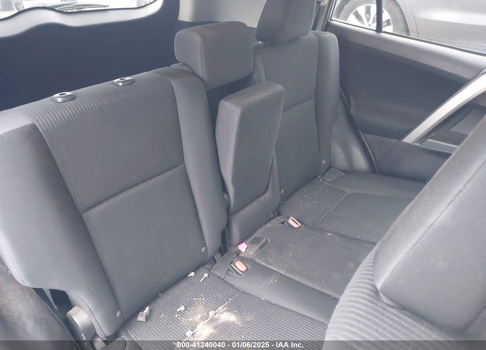 2017 TOYOTA RAV4 LE VIN: 2T3BFREV2HW561937