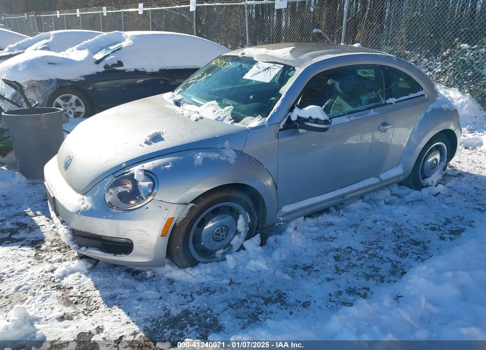 2012 VOLKSWAGEN BEETLE VIN: 3VWJP7AT4CM601556