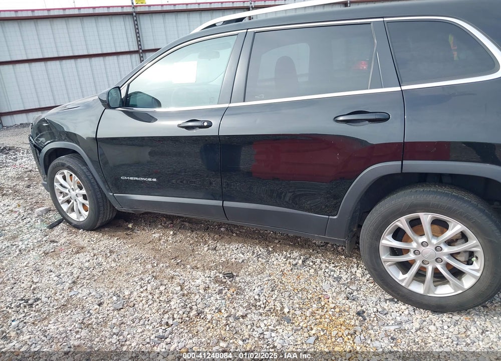 2019 JEEP CHEROKEE LATITUDE FWD VIN: 1C4PJLCB0KD248898