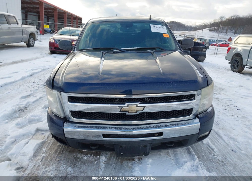 2011 CHEVROLET SILVERADO 1500 VIN: 3GCPKSE32BG274273