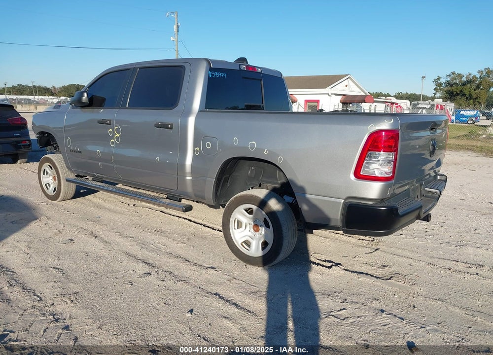2019 RAM 1500 VIN: 1C6RREGT1KN595979