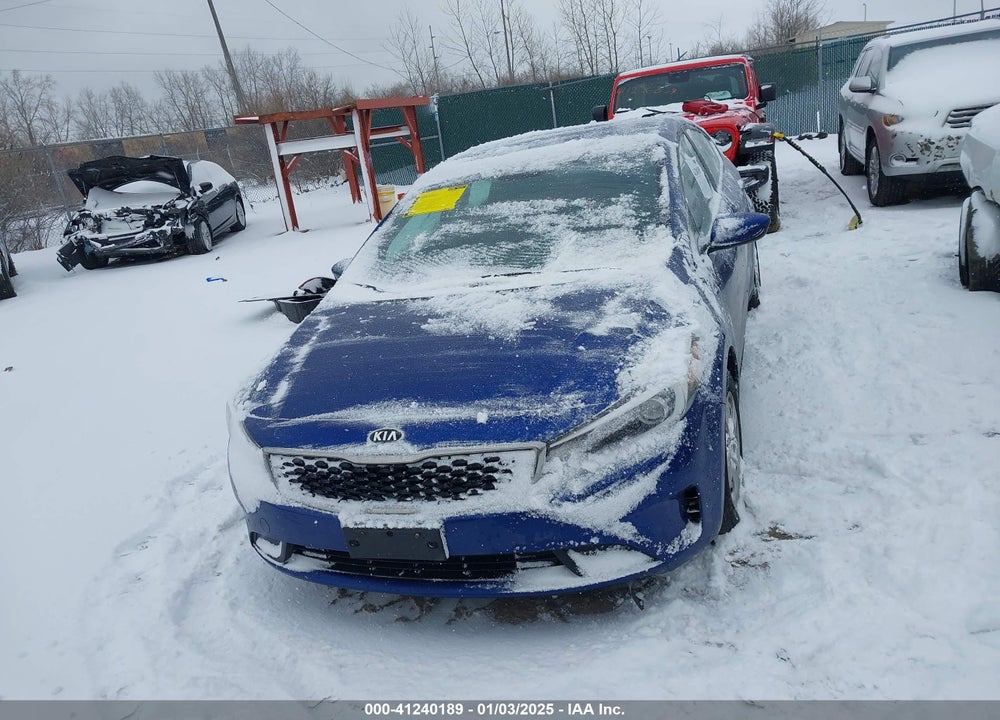 2017 KIA FORTE VIN: 3KPFK4A74HE145598