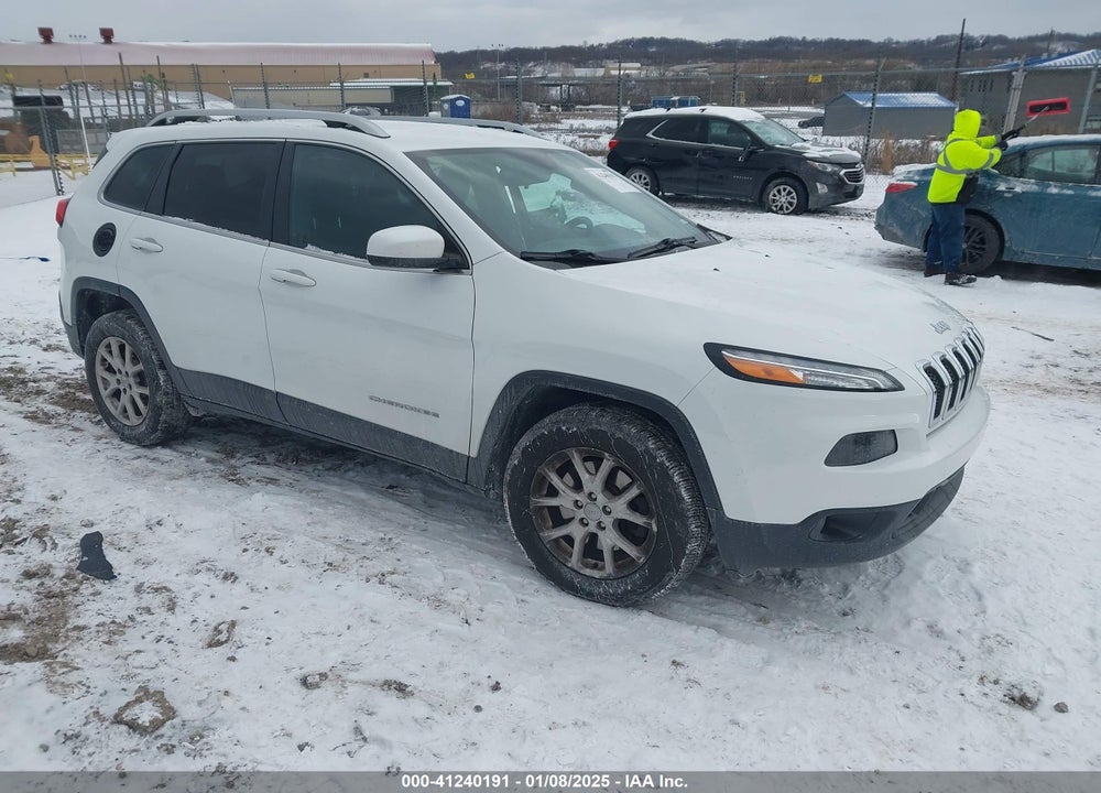 2017 JEEP CHEROKEE LATITUDE 4X4 VIN: 1C4PJMCB2HW520676