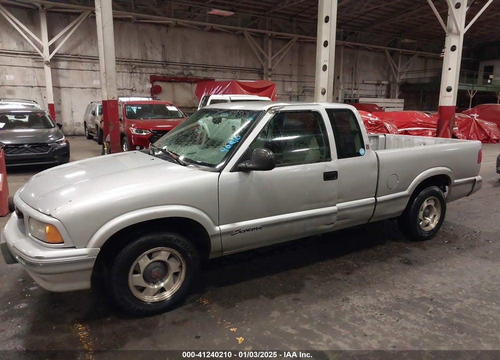 1996 GMC SONOMA VIN: 1GTCS1940T8518456
