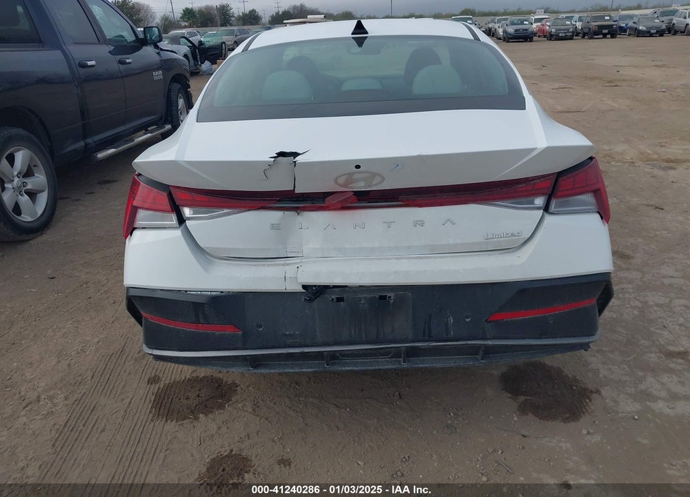 2024 HYUNDAI ELANTRA LIMITED VIN: KMHLP4DG7RU828202