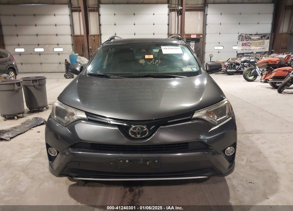 2018 TOYOTA RAV4 VIN: JTMRFREV4JJ242655