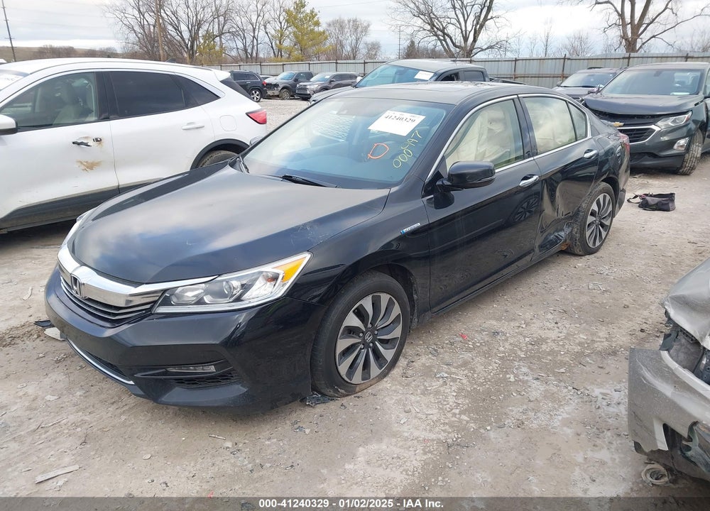 2017 HONDA ACCORD VIN: JHMCR6F57HC000997
