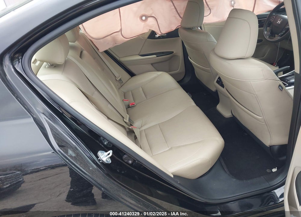 2017 HONDA ACCORD VIN: JHMCR6F57HC000997