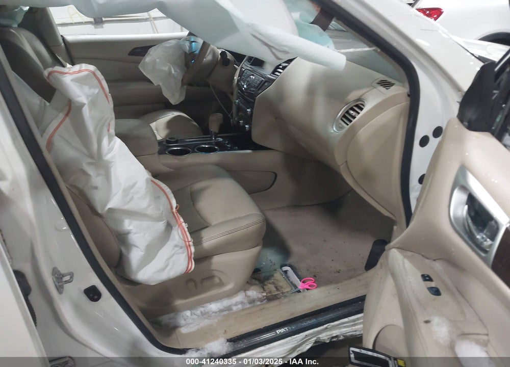 2015 NISSAN PATHFINDER PLATINUM VIN: 5N1AR2MM1FC621382