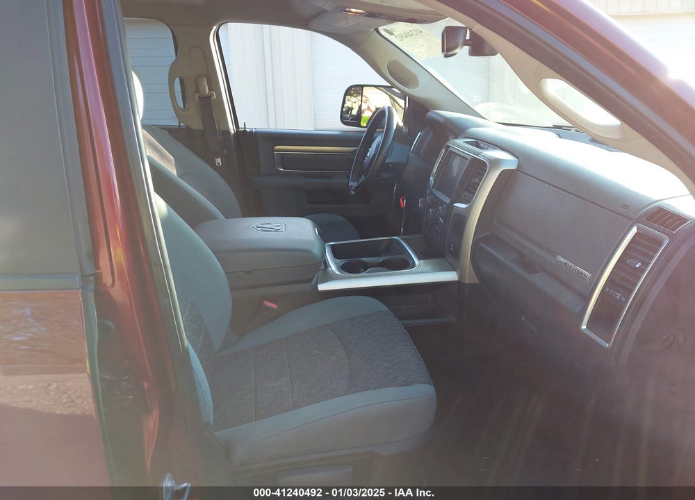 2017 RAM 1500 VIN: 1C6RR7GT9HS589885